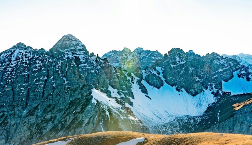 کشف زیبایی‌های اینسبروک: راهنمای جامع سفر به قلب آلپ