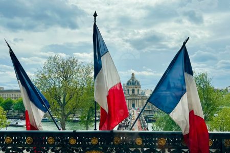 7 روز * فرانسه